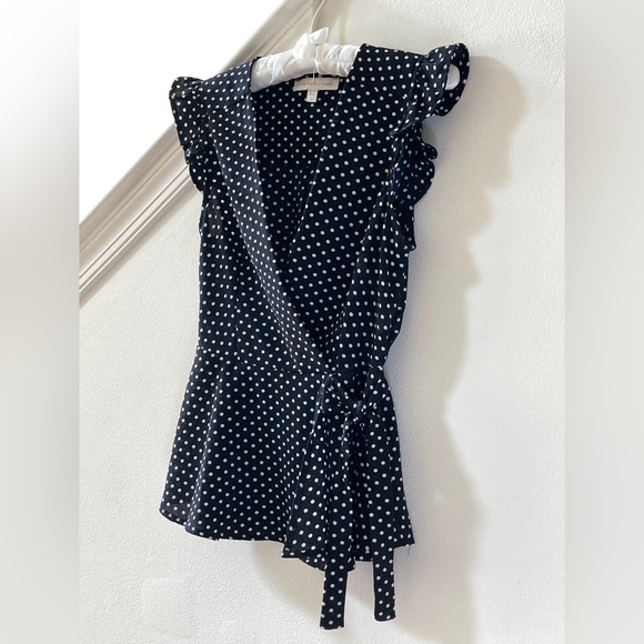 Monteau Los Angeles Surplice Neckline Faux Wrap Top Size Small (Junior’s) - Picture 5 of 11